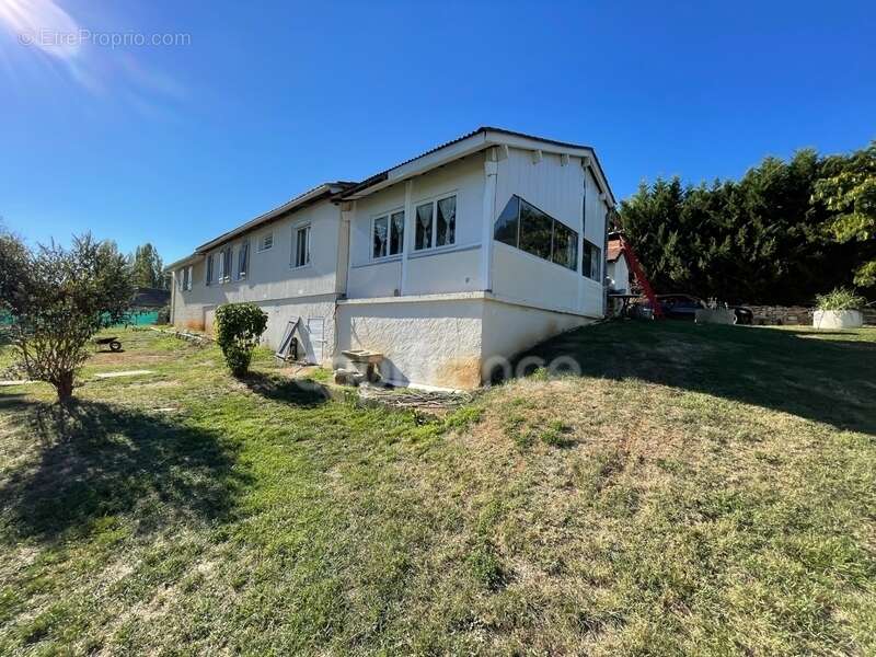Dpt Dordogne (24), à vendre SAINT JORY LAS BLOUX maison P4 de 127 m² - Terrain de 3 670,00 m² - Plain pied - photo 25