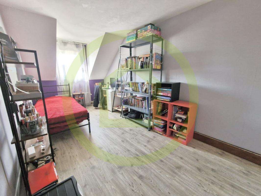 Maison à PONTAULT-COMBAULT