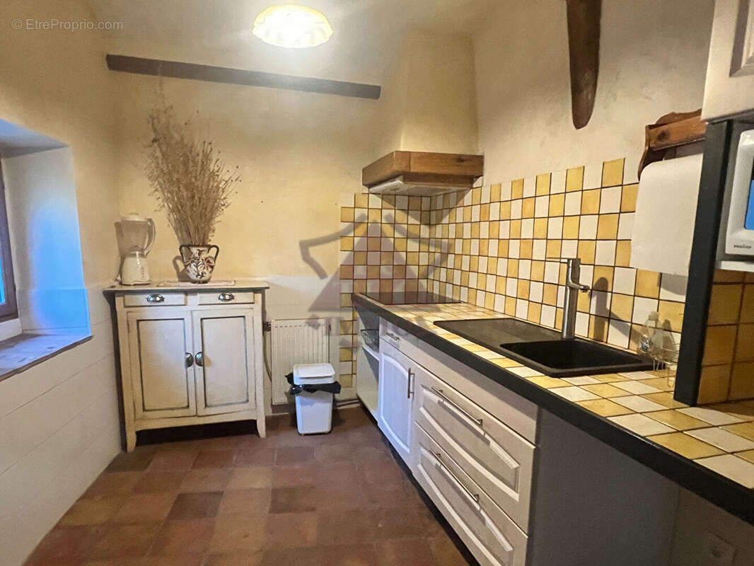 Maison à MOLIERES-SUR-CEZE