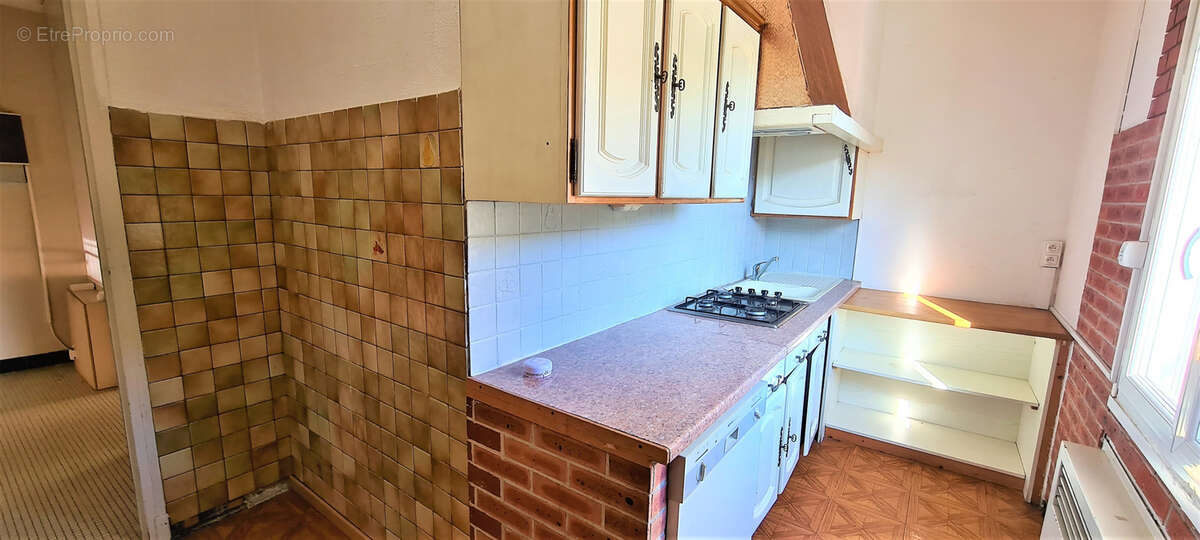  Appartement traversant de type T3 avec balcon - photo 2