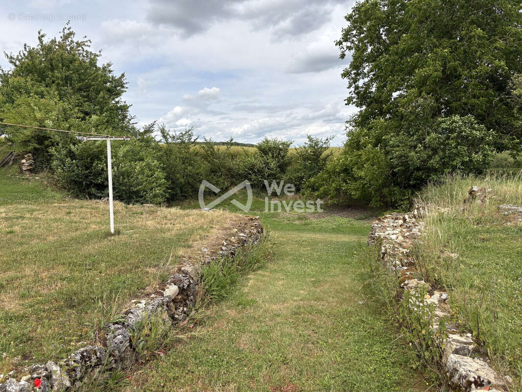 Maison 150 m² à Bouchy-Saint-Genest  - photo 6