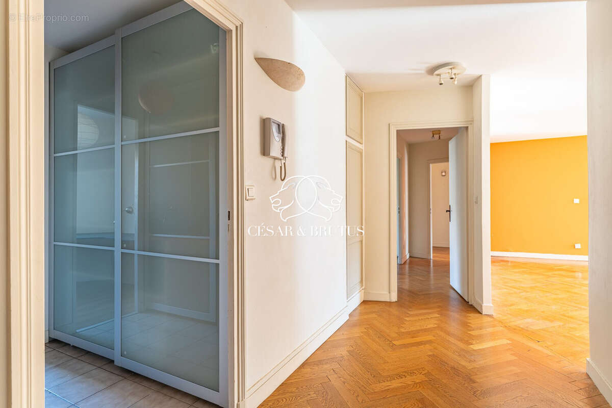 Appartement à LYON-6E