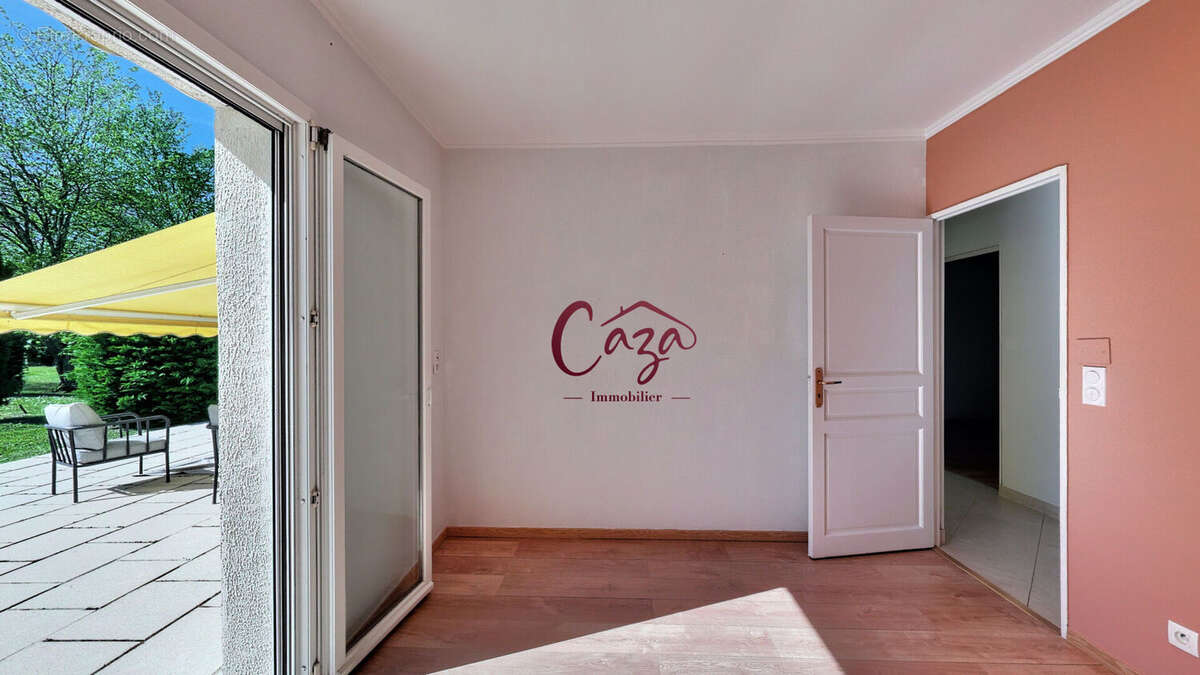 Maison à SALLEBOEUF