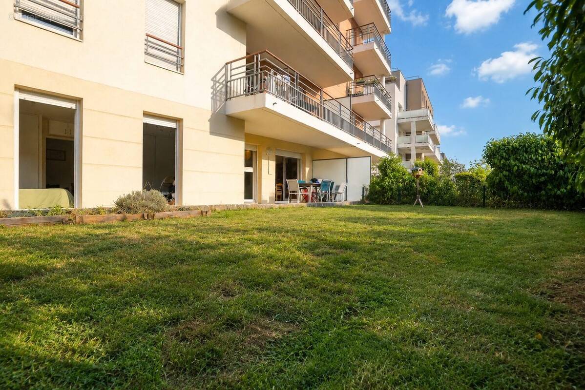 Appartement à SEYNOD