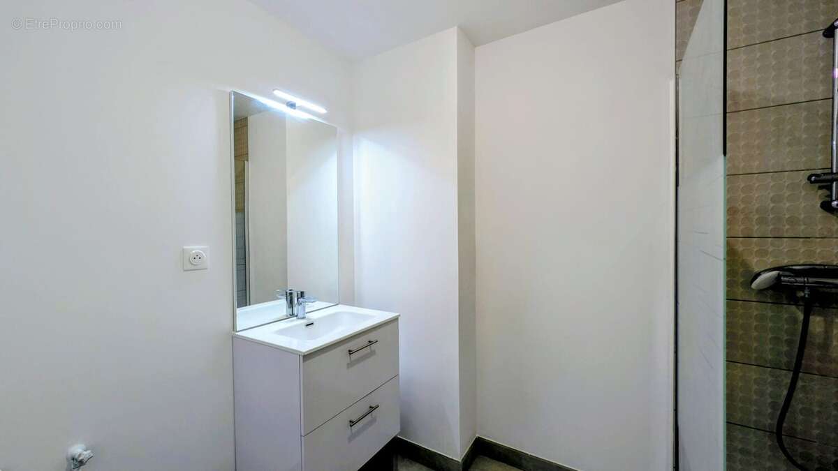 Appartement à DOUBS