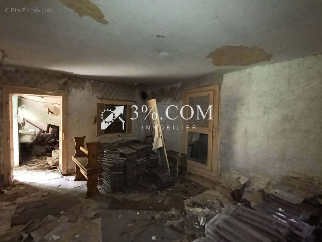 Ancienne maison sur la commune d'Azerailles 541220 - photo 8