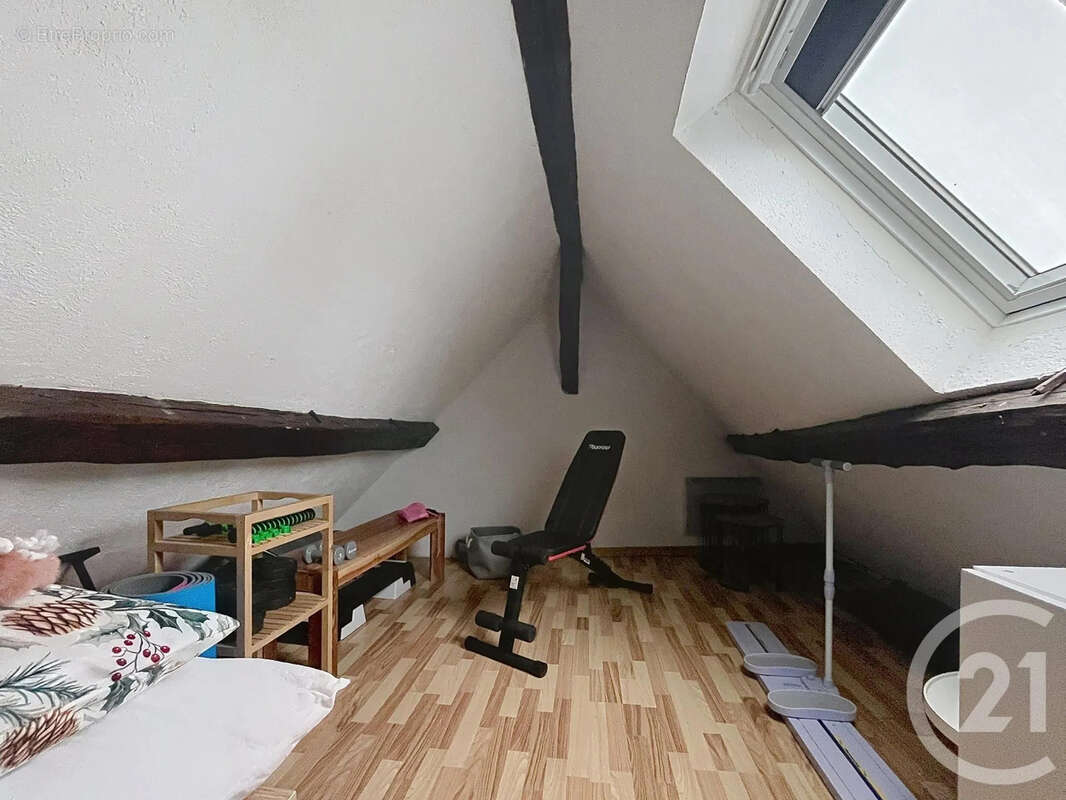 Appartement à BRIE-COMTE-ROBERT