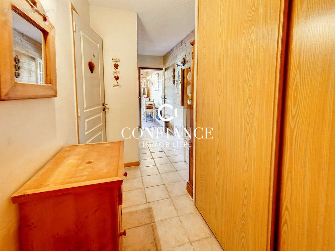 Appartement 31 m² à Saint-Etienne-De-Tinee  - photo 5