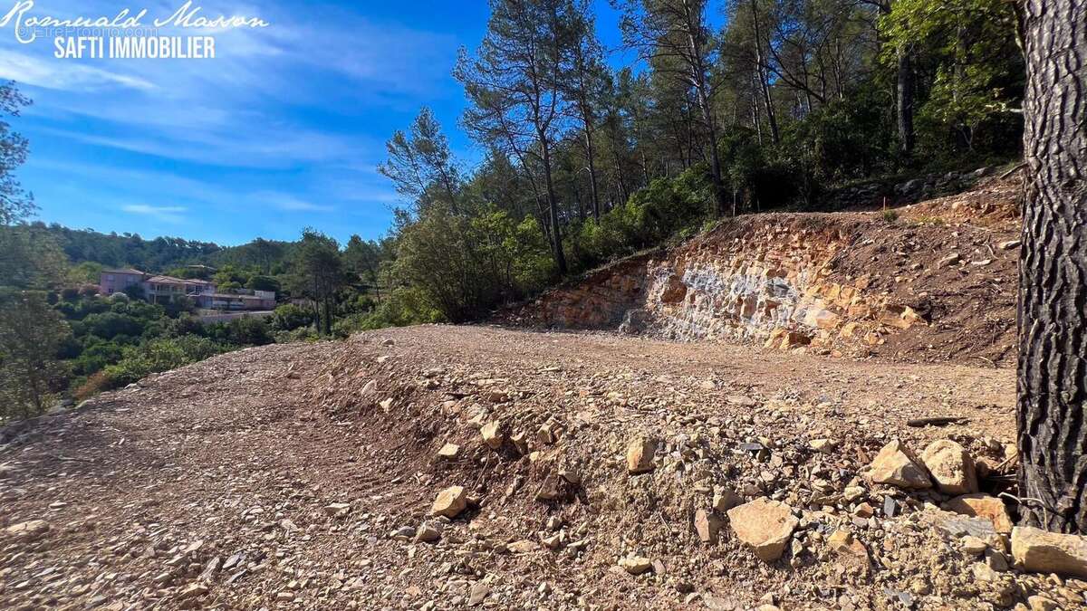 Photo 3 - Terrain à BELGENTIER