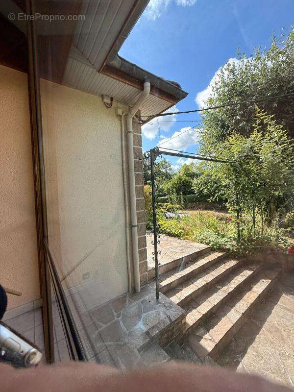 EN EXCLUSIVITE ! Pavillon de 114m², sur sous sol,  terrain de 956m2 169 900 € - photo 46