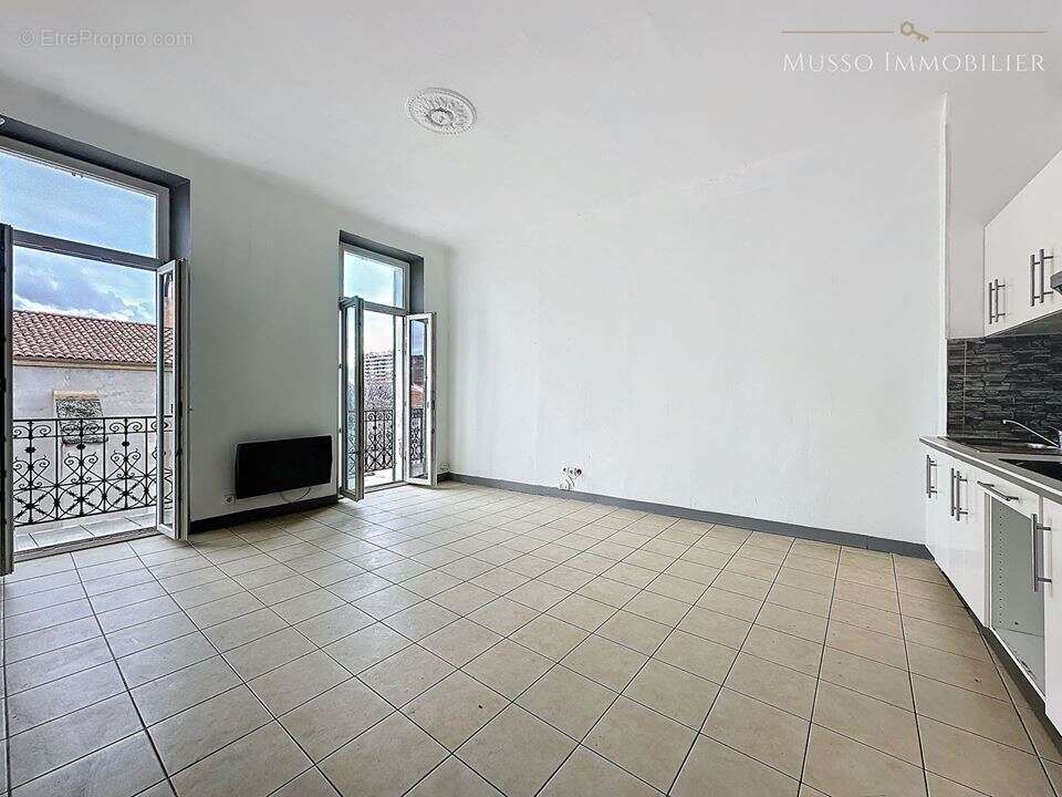 Appartement à MARSEILLE-15E