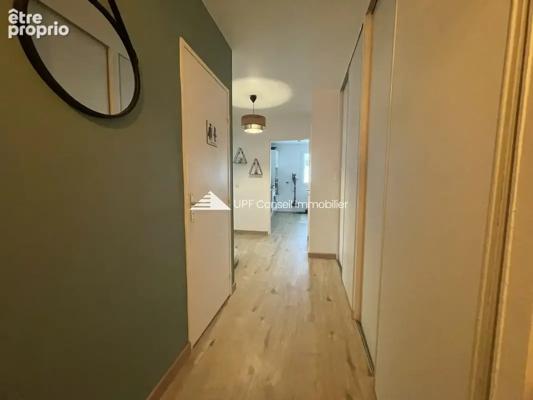Appartement F2 très lumineux avec petit jardin privatif et garage - photo 4