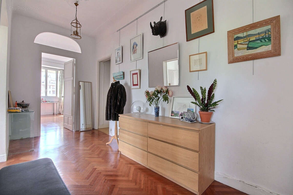 Appartement à MARSEILLE-8E