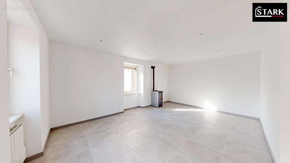 Maison à CHATENOIS-LES-FORGES