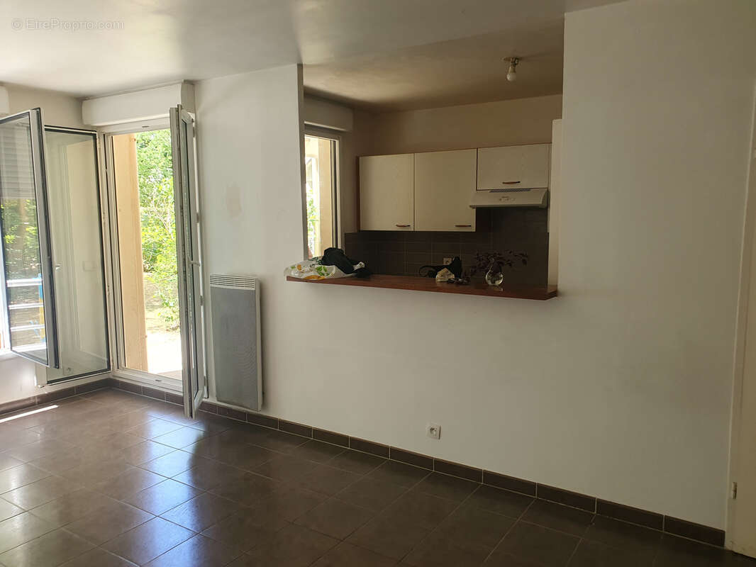 Appartement à CORBEIL-ESSONNES