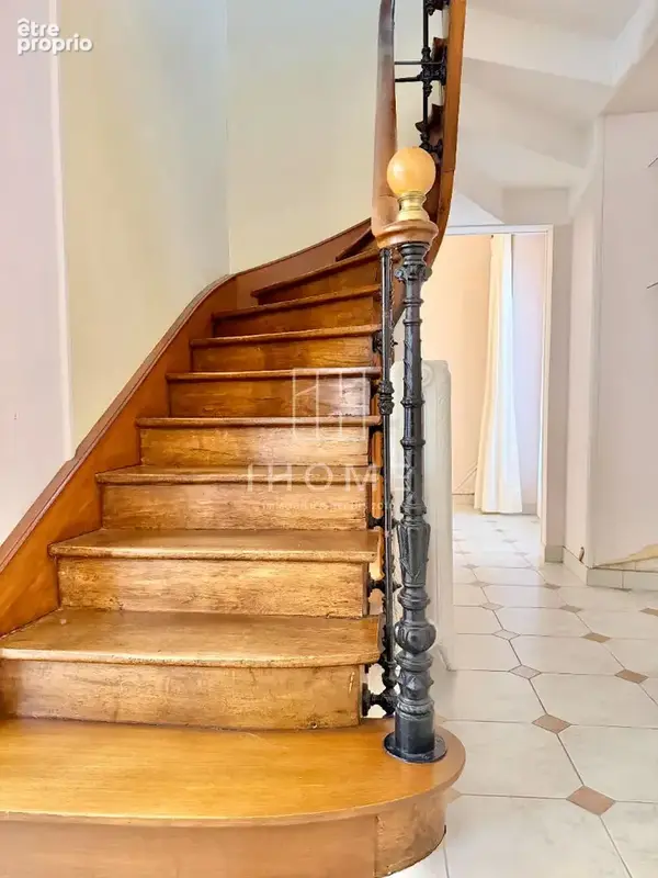 Maison 10 pièces 200 m² à vendre à La Fleche (72200) - photo 4
