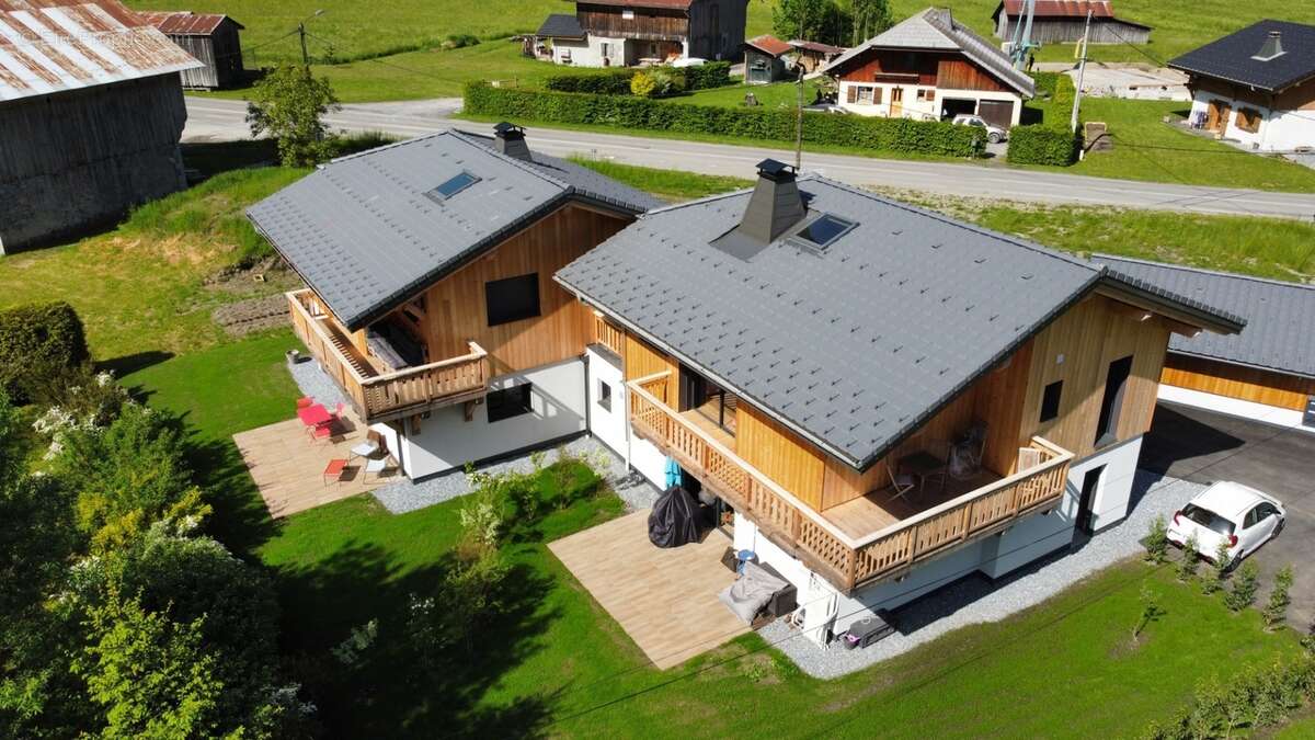 Haute Savoie (74), à vendre SAMOENS - Domaine skiable Grand-Massif - Appartement T3 + mezzanine 90 m² - photo 10