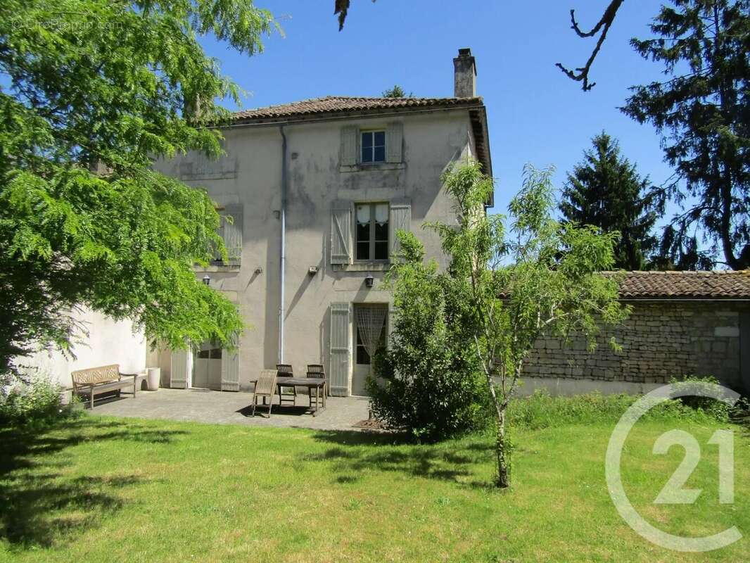 Maison à SEPVRET