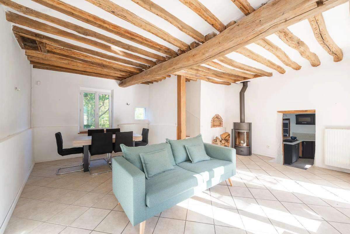 Maison à FUBLAINES
