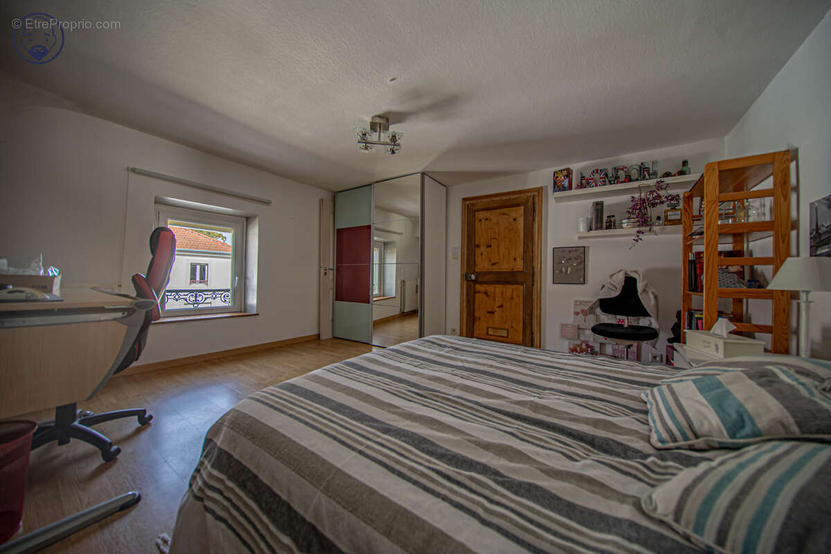 Maison à COMMERCY