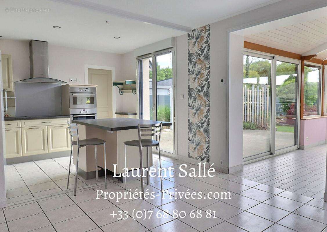 Maison Rochefort En Terre 5 pièce(s) 113 m2 - photo 5