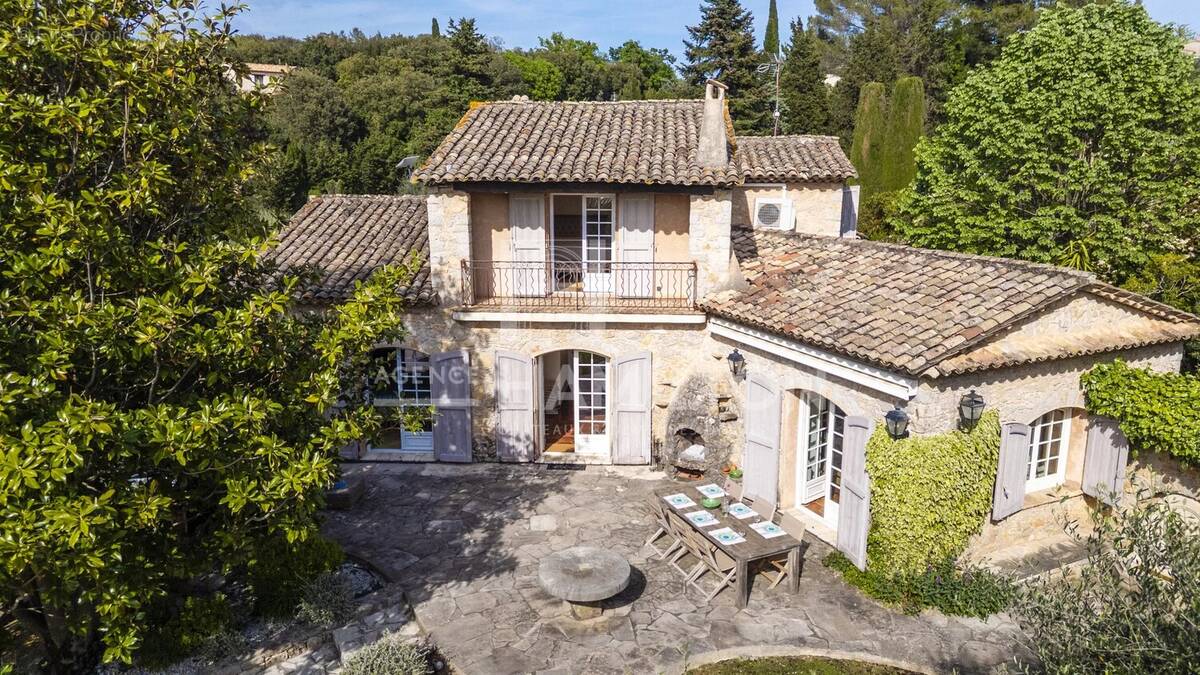 Maison à GRASSE