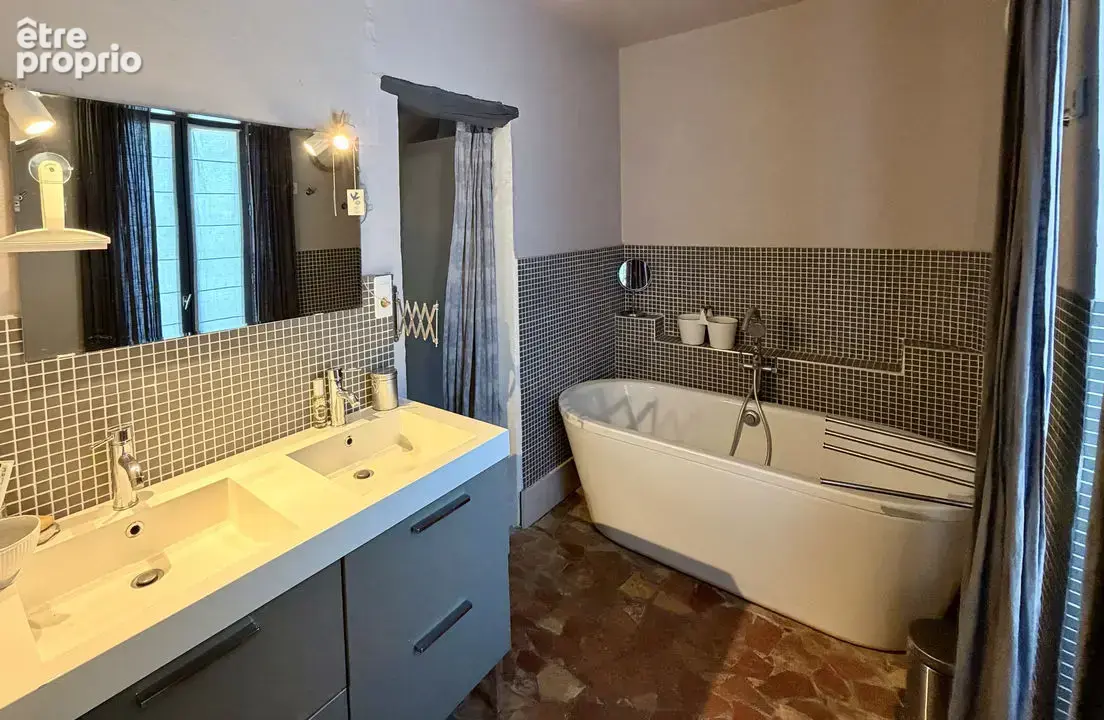 Maison 6 pièces 230 m² à vendre à Leucate (11370) - photo 8