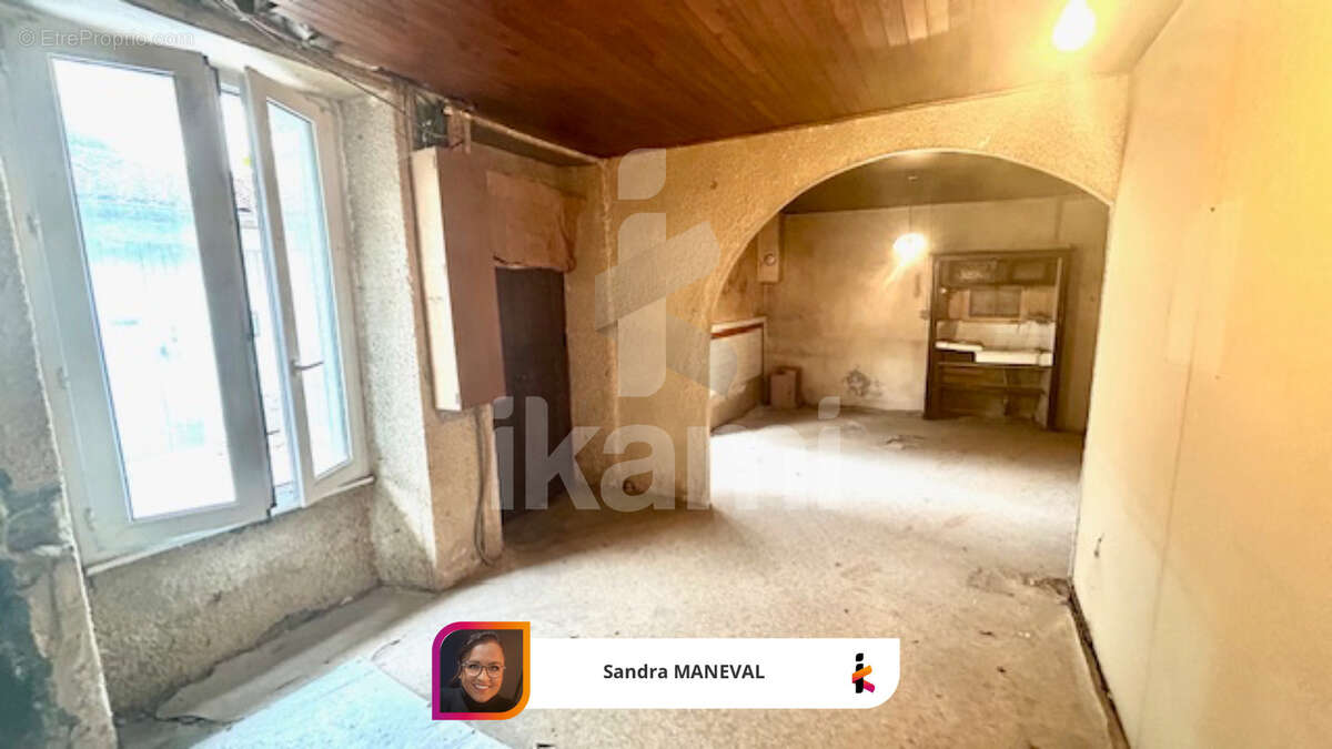 Maison à ARRAS-SUR-RHONE