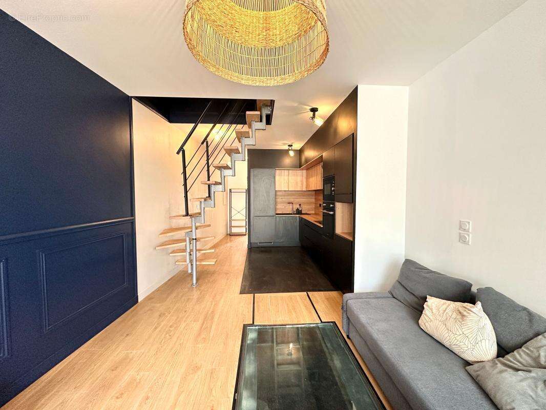 Maison à CASTRES-GIRONDE