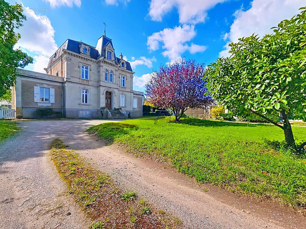 Appartement à SAINT-MATHURIN-SUR-LOIRE