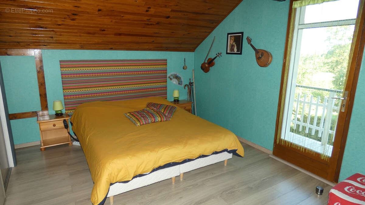 Villa 6 pièces   204 m2   5 chambres   piscine   drumettaz-clarafond - photo 20