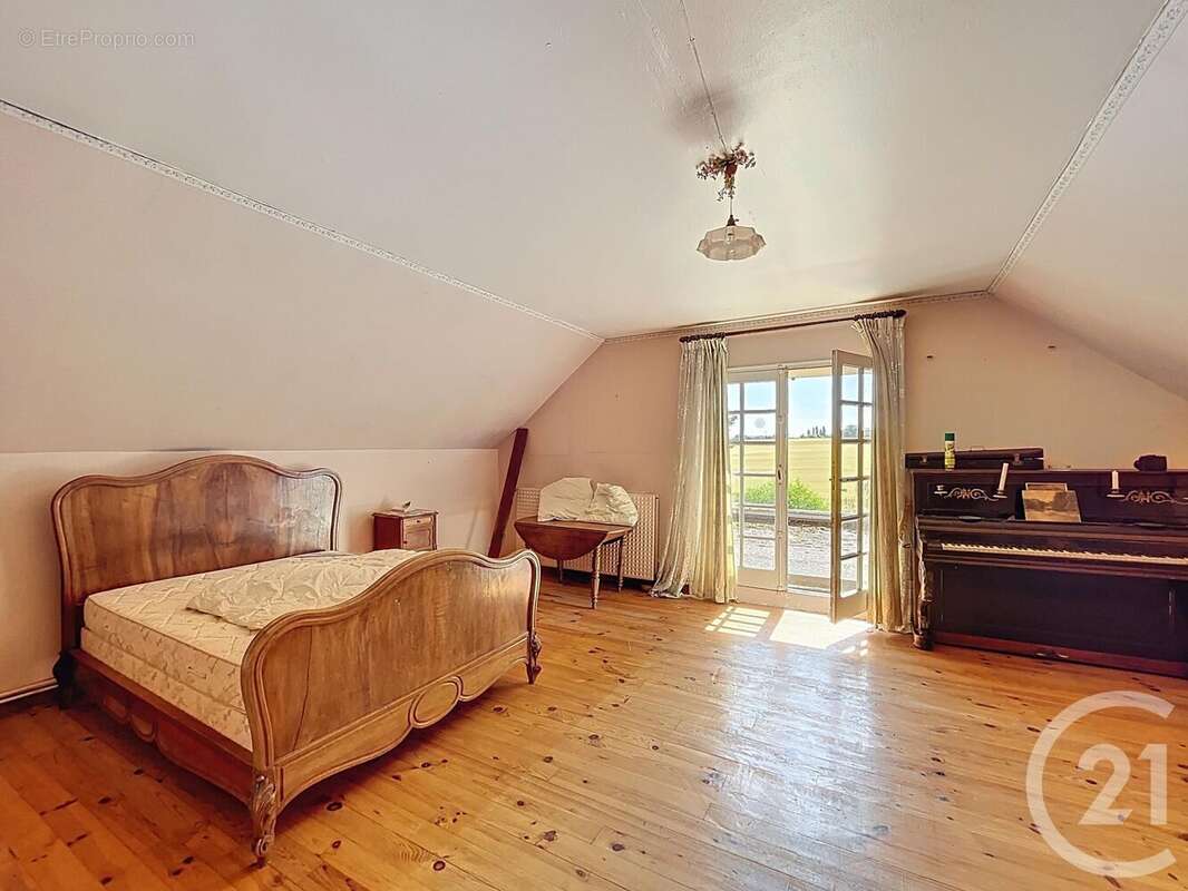 Maison à SAINT-VALERIEN