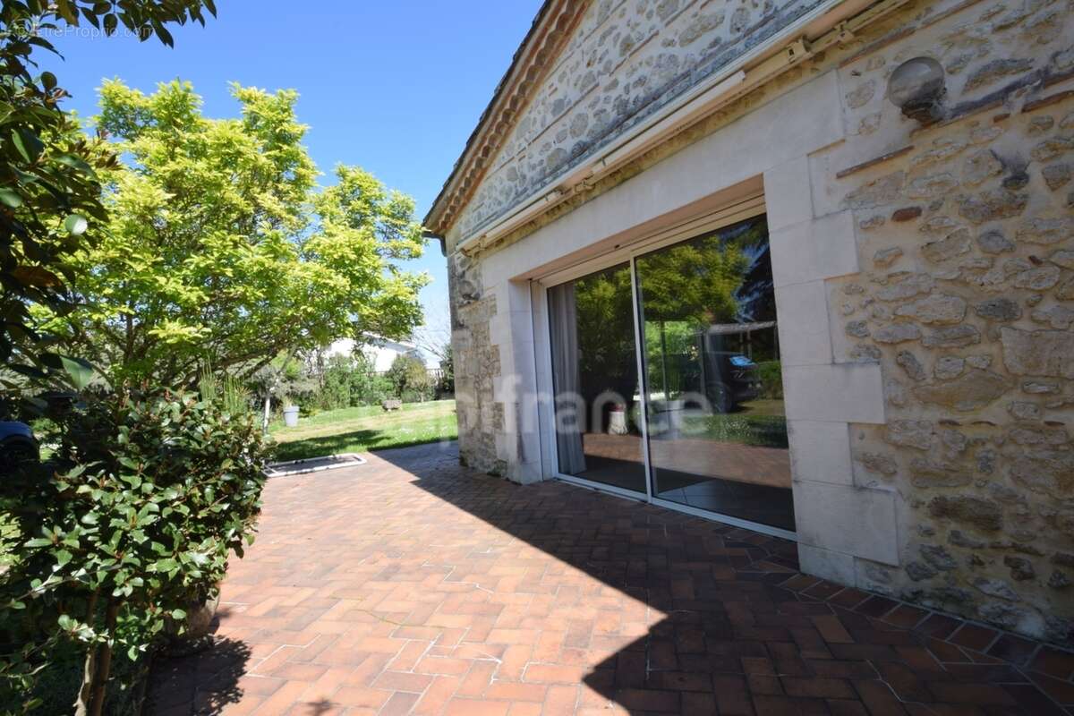 Maison individuelle avec 5 chambres - piscine - garage - séchoir à MARMANDE (47) - photo 25