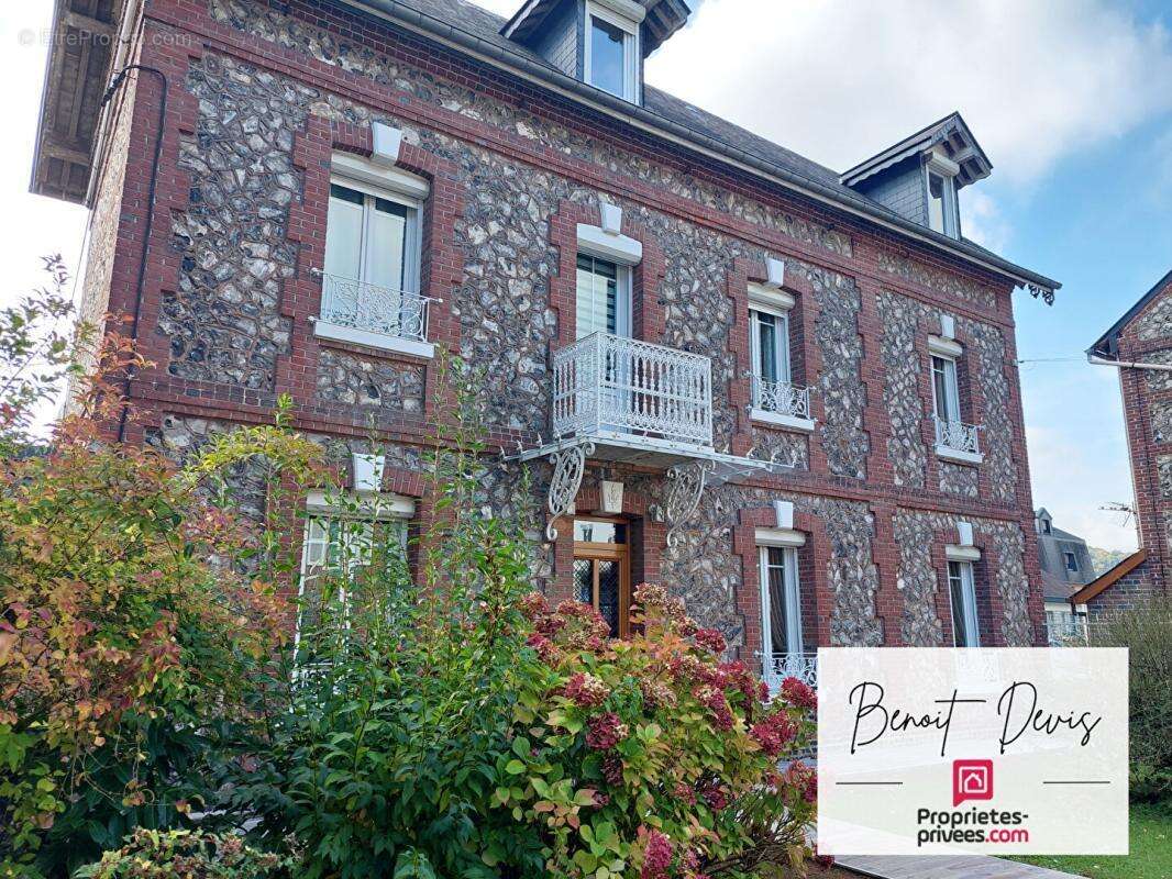 Maison à LILLEBONNE