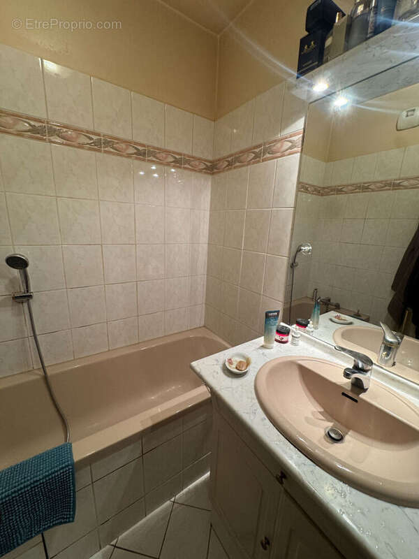 Appartement à PARIS-19E