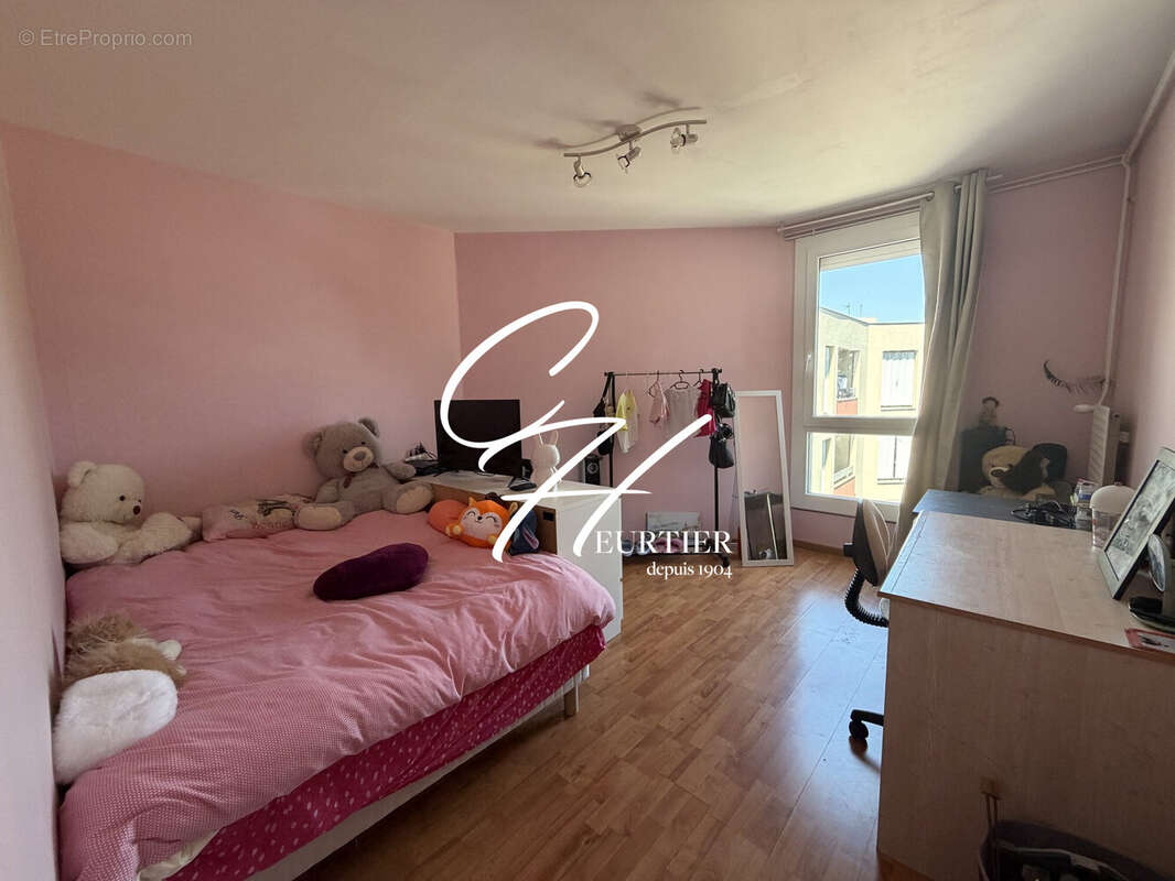 Appartement à FONTAINE