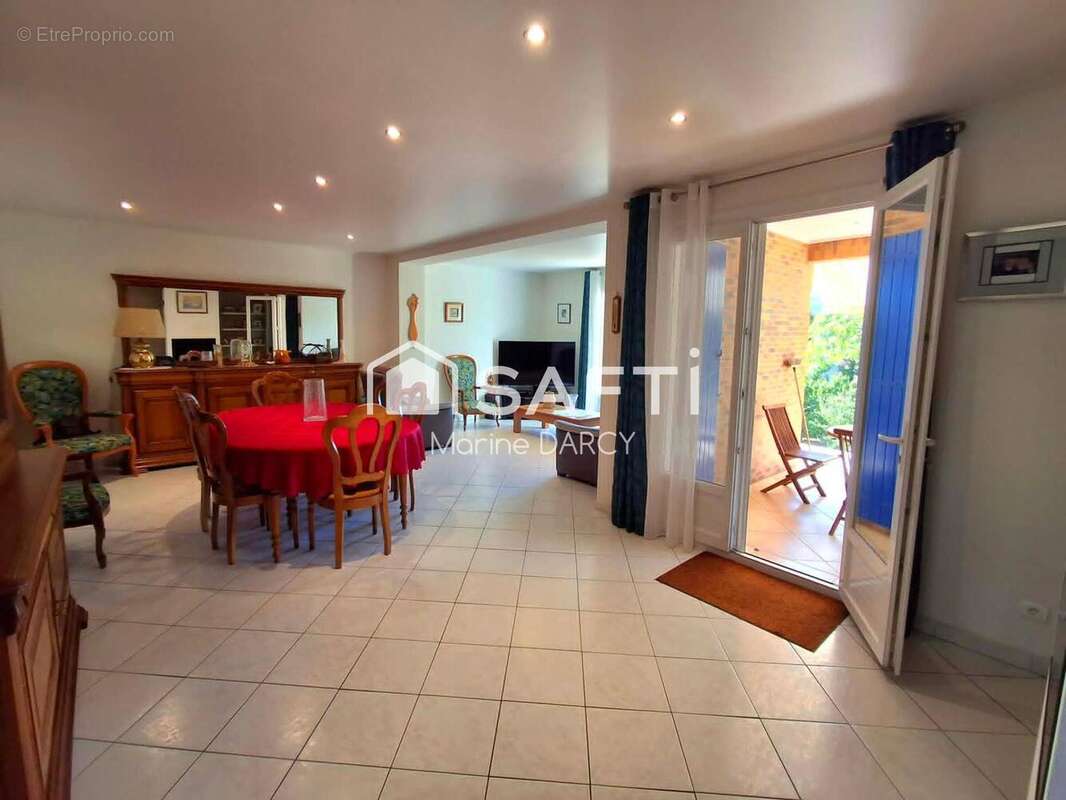 Maison 108 m² à Saint-Avit  - photo 3