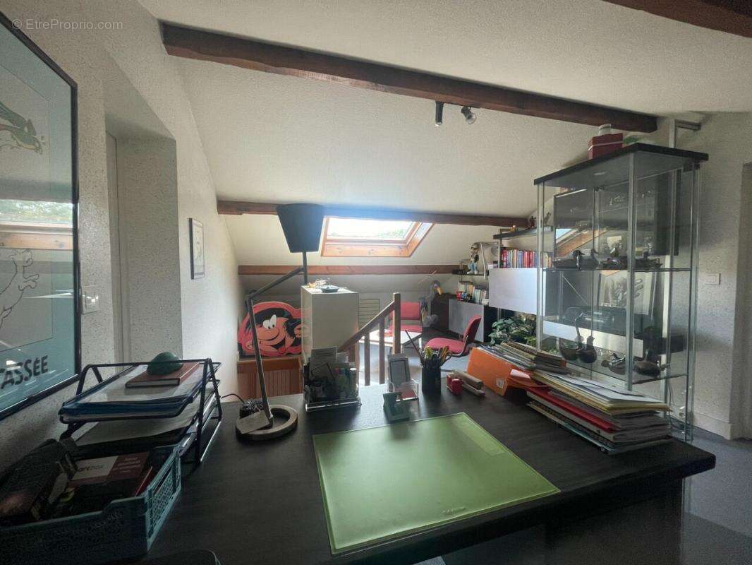 titre - Maison à SAINT-GENES-CHAMPANELLE