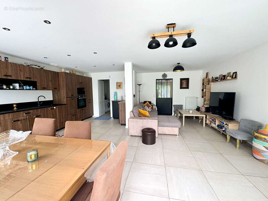 Maison à DEUIL-LA-BARRE