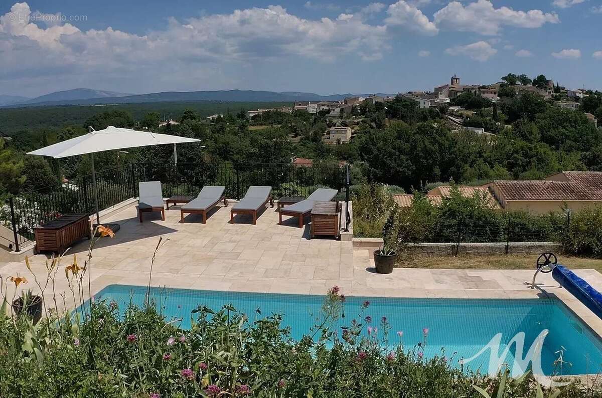 Grande maison de Charme à vendre  à Montmeyan avec Piscine, garage, abri voiture - photo 3