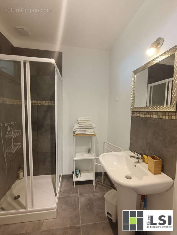 Maison à LACHAPELLE-GRAILLOUSE