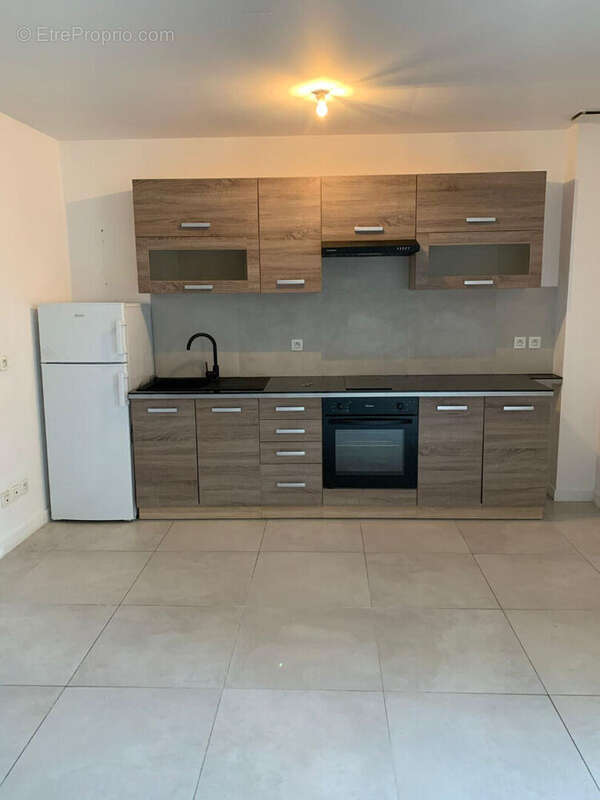 Immeuble Bourgoin Jallieu 12 pièce(s) 263 m2 - photo 4