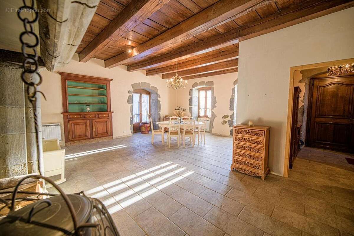Maison 3200 m² à Annecy  - photo 8
