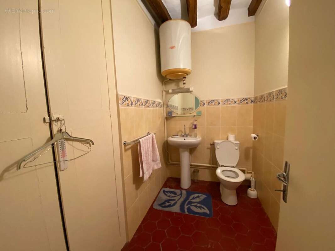 Maison 92 m² à Villeneuve-Sur-Yonne  - photo 7