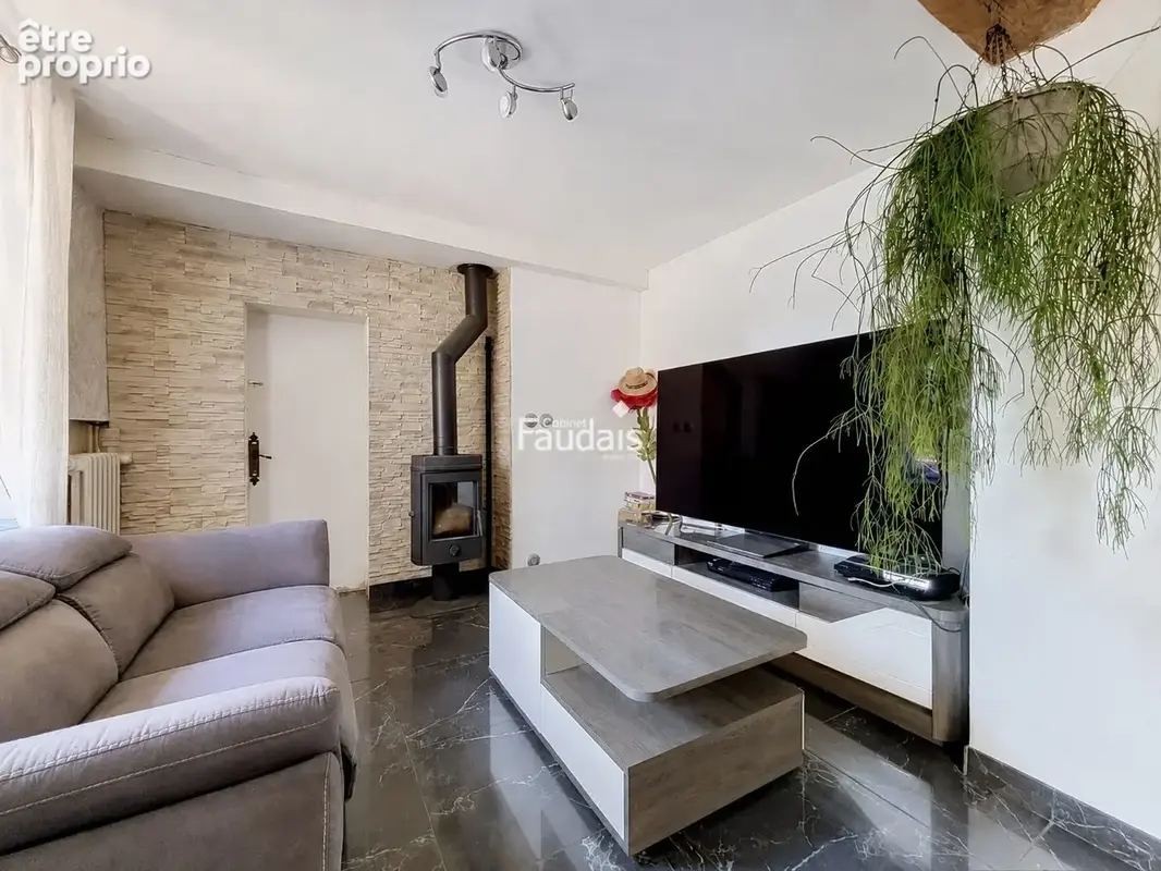 Maison 7 pièces 153 m² à vendre à Saint-Martin-Des-Besaces (14350) - photo 6