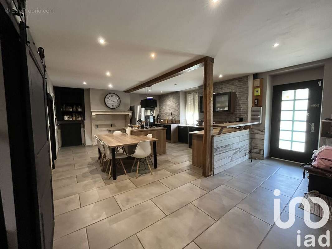 Photo 2 - Maison à JESSAINS