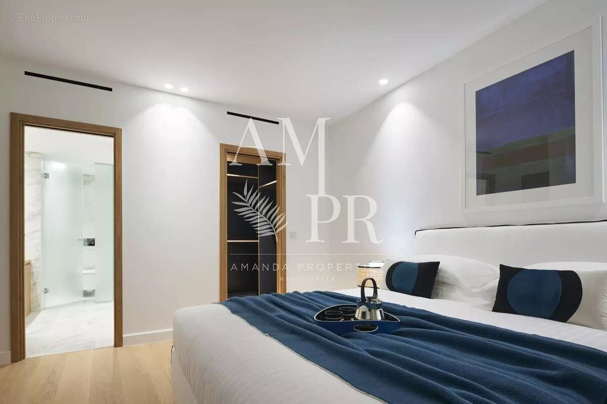 Cannes Californie - Toit terrasse  de 143 m2 - Solarium de 145m2  Vue mer panoramique - photo 10