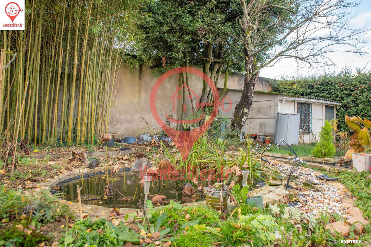 Maison à SAINT-DOULCHARD