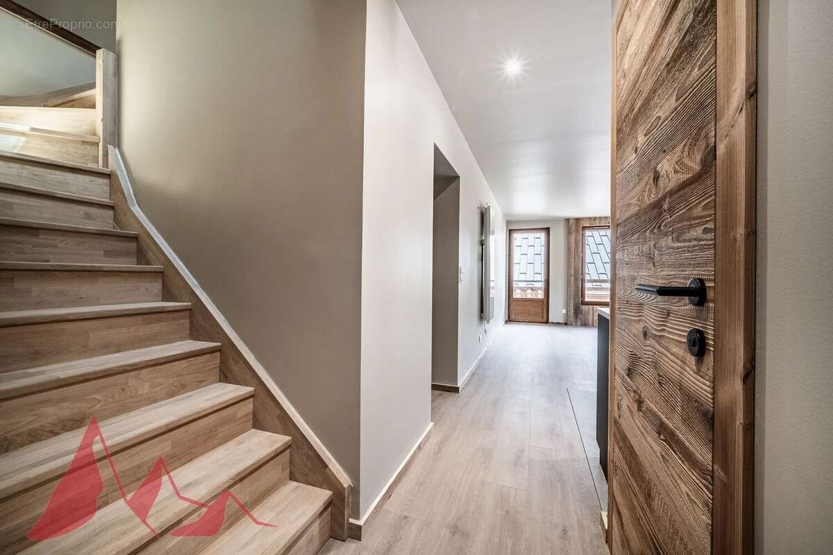 Splendide appartement duplex rénové de 4 chambres situé sur la place centrale de Morzine - photo 17