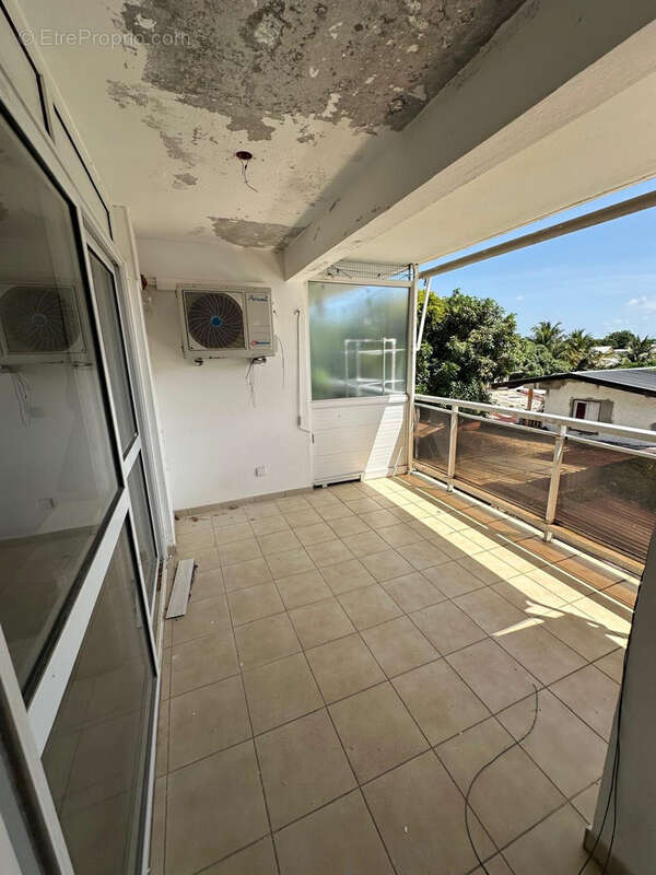 Appartement à KOUROU